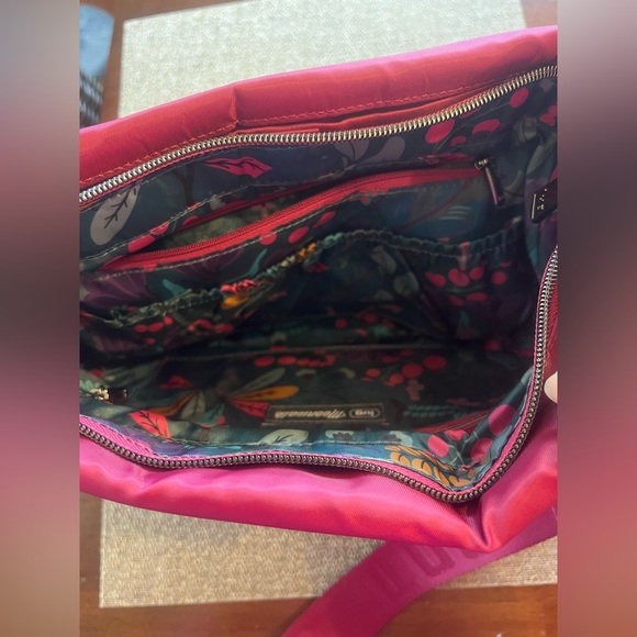 Lug Crossbody Bag - Picture 3 of 3